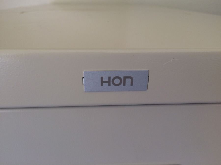 HON 4-Drawer Filing Cabinet [Photo 2]