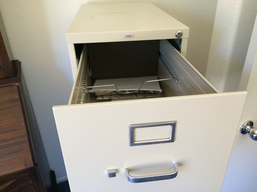 HON 4-Drawer Filing Cabinet [Photo 3]