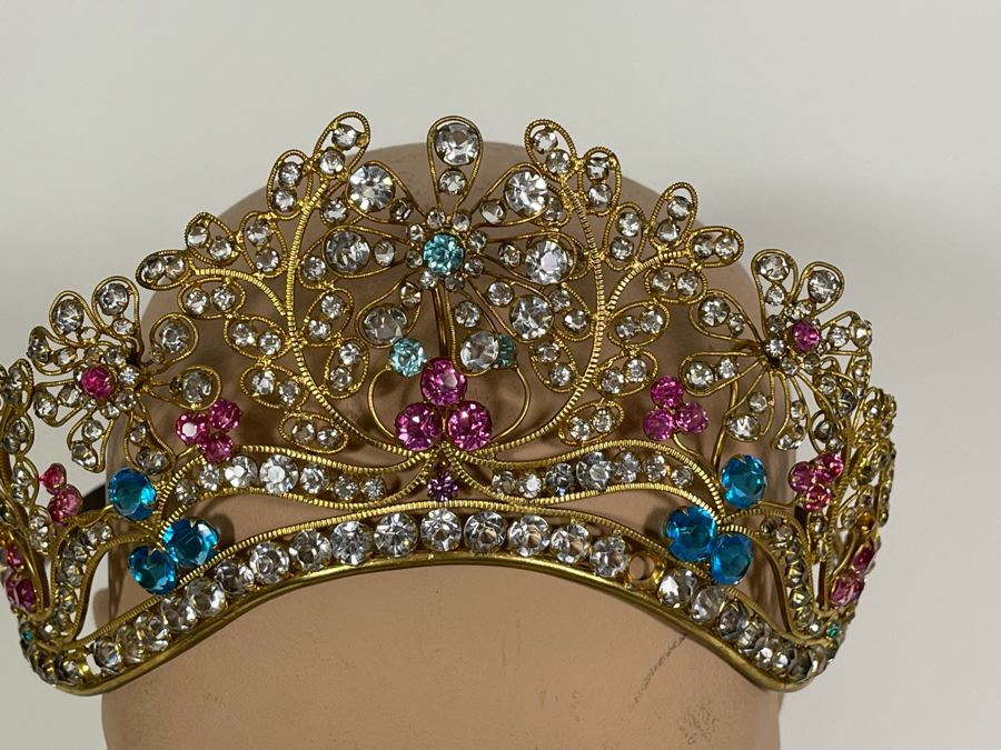 Adjustable Tiara With Rhinestones Crystals [Photo 5]