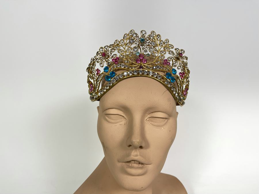 Adjustable Tiara With Rhinestones Crystals [Photo 3]