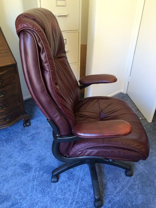 Leather Office Chair [Photo 2]