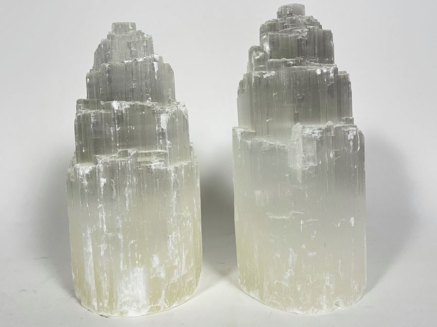 Pair Of Crystal Towers 7.5H Retails $150 [Photo 3]
