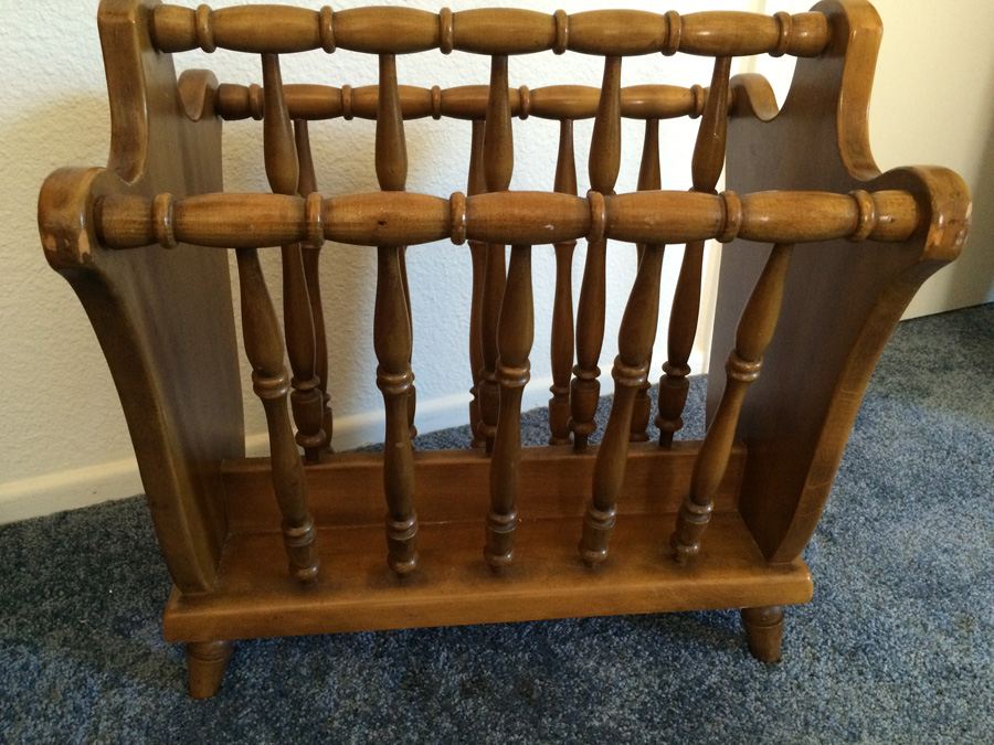 Magazine Rack [Photo 4]