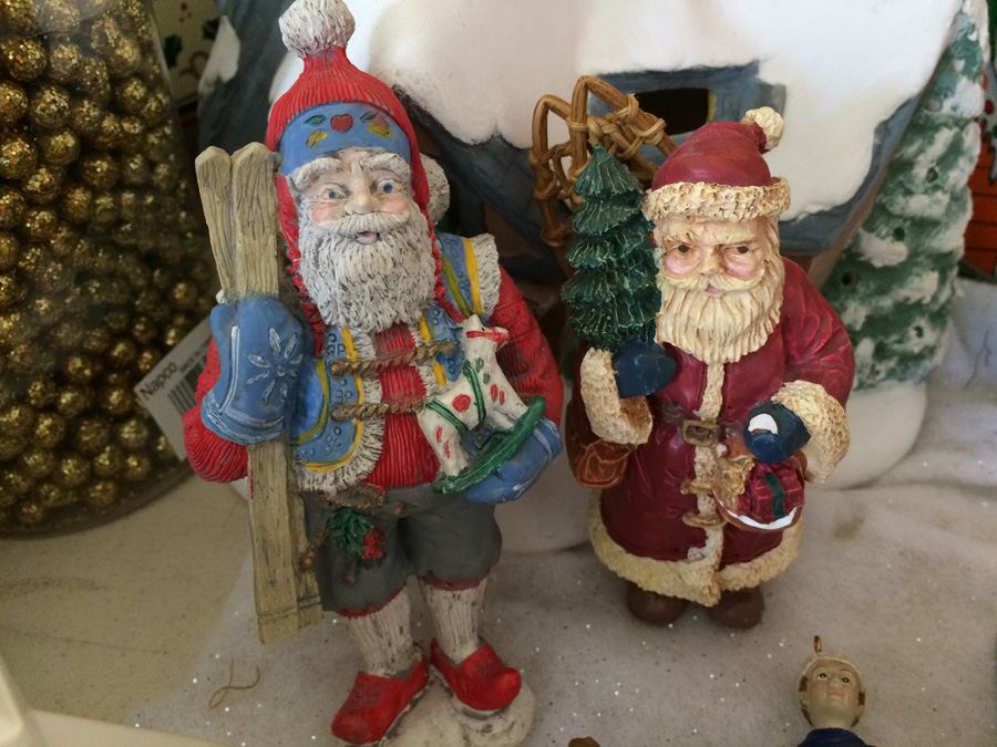 Christmas Lot #1 [Photo 25]