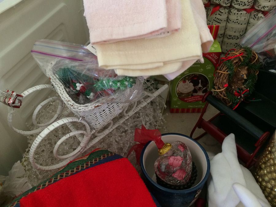 Christmas Lot #1 [Photo 29]