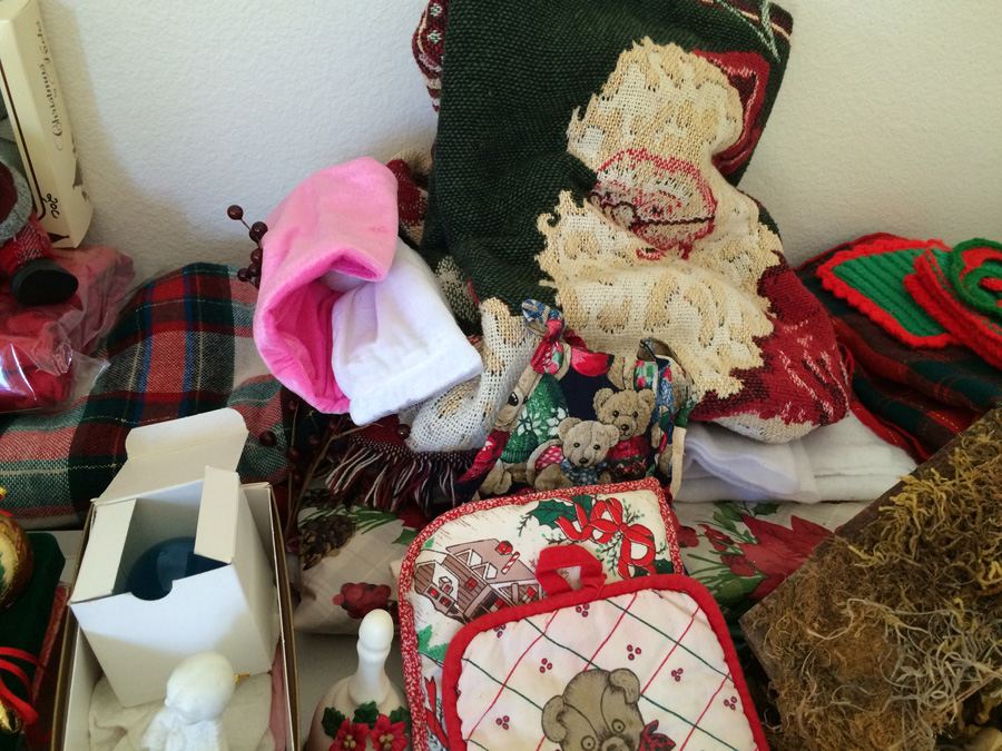 Christmas Lot #2 [Photo 12]