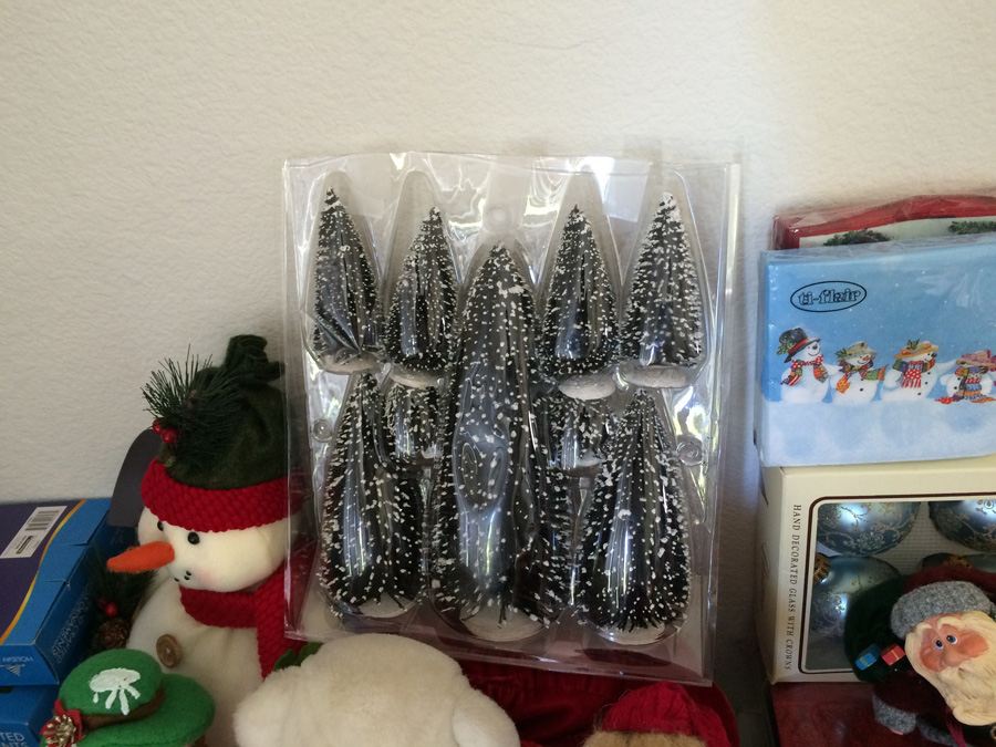 Christmas Lot #2 [Photo 27]