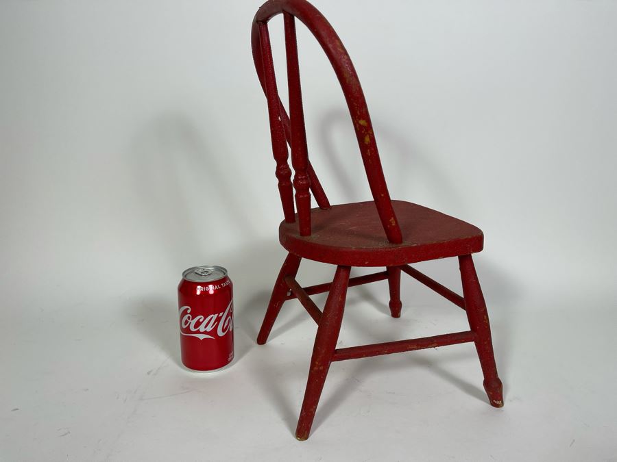 Antique 1895 Red Wooden Child's Doll Chair 9.5W X 16.5H [Photo 4]