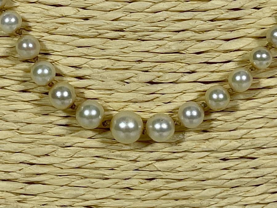 Cultured Pearls 18' Necklace With 10K Gold Clasp