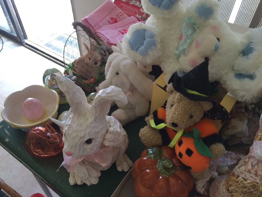 Holiday Lot [Photo 4]