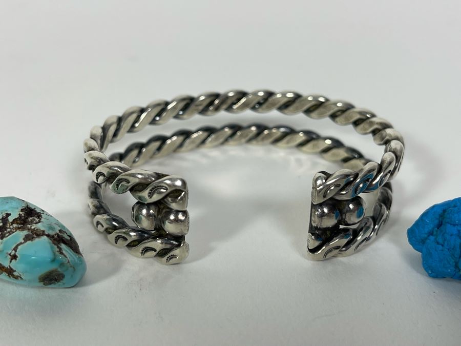 Sterling Silver Bracelet 2.5W 32.8g With Pair Of Turquoise Chunks [Photo 4]