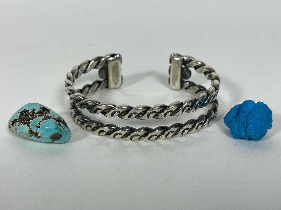 Sterling Silver Bracelet 2.5W 32.8g With Pair Of Turquoise Chunks [Photo 2]