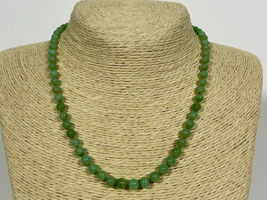 Vintage Commercial Quality Jade Bead 17' Necklace 21.2g [Photo 3]