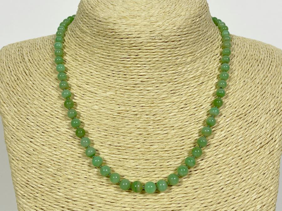 Vintage Commercial Quality Jade Bead 17' Necklace 21.2g [Photo 2]