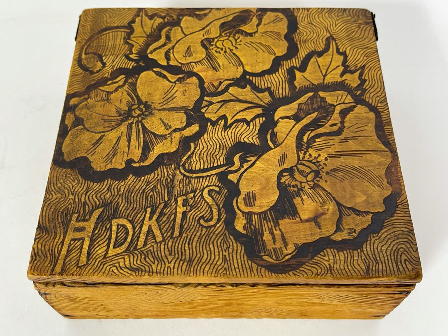 Antique Signed HDKFS Pyrography Burnt Wooden Box With Vintage Handkerchiefs Flemish Art 6W X 6D X 2H [Photo 1]
