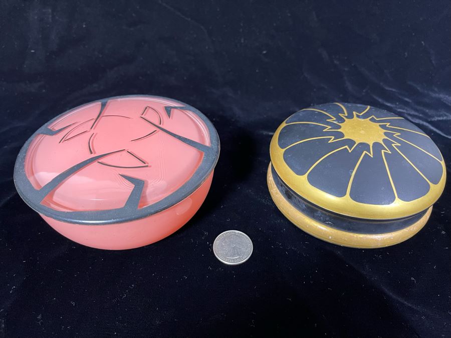 Pair Of Art Deco Lidded Powder Jars Gold And Black Is DeVilbiss [Photo 3]