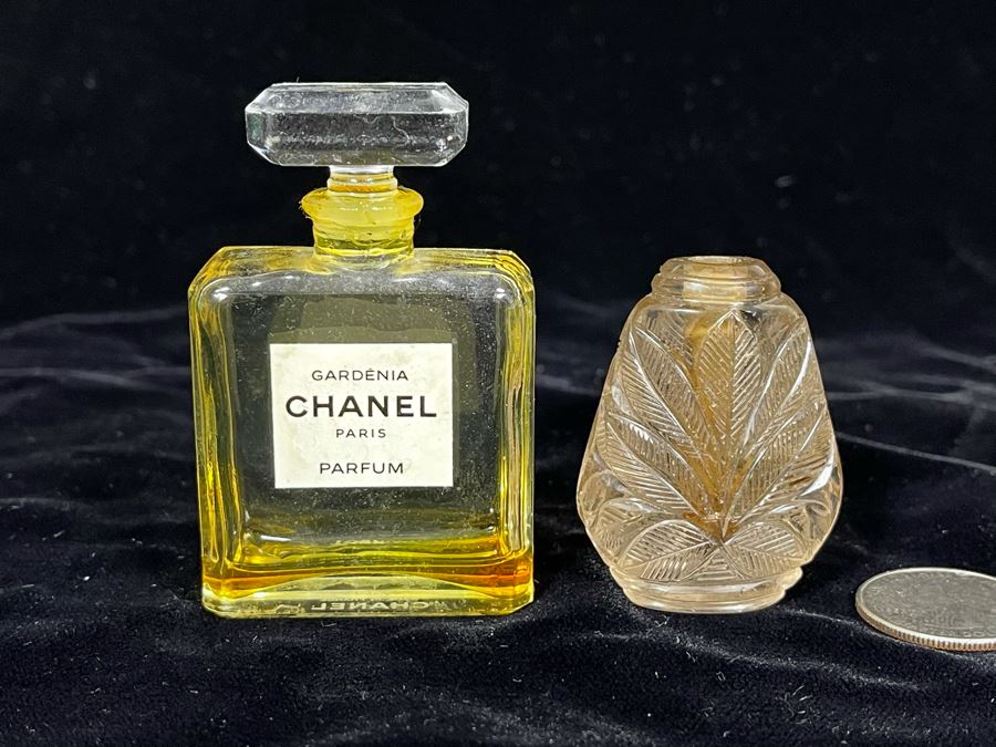 Pair Of Vintage Perfume Bottles [Photo 2]