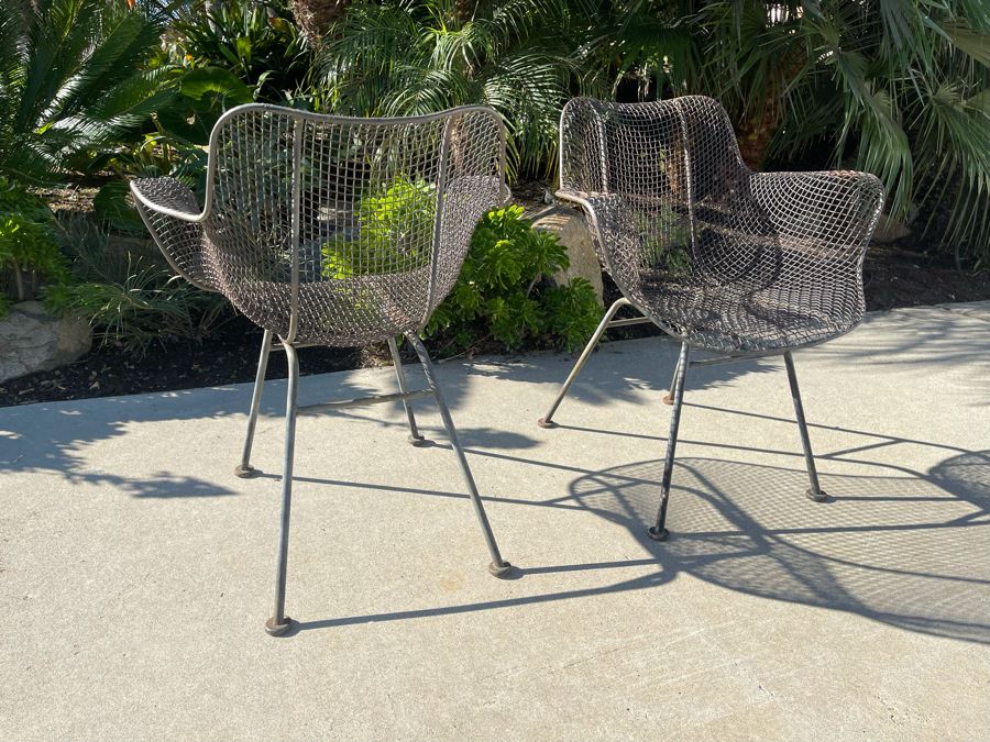 Vintage Pair Of Mid-Century Modern Russell Woodard Black Sculptura Lounge Chairs [Photo 5]