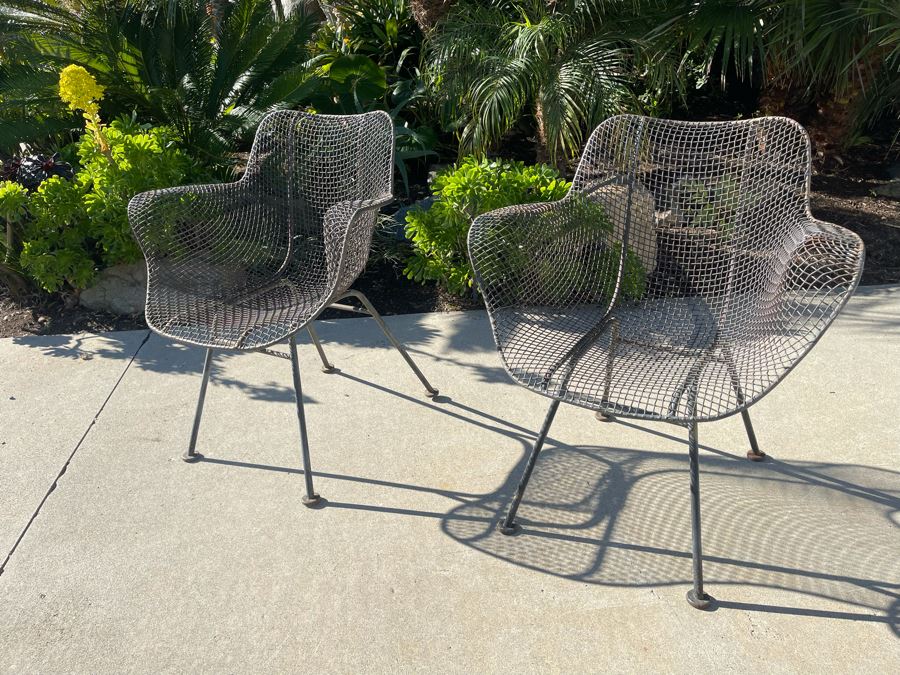 Vintage Pair Of Mid-Century Modern Russell Woodard Black Sculptura Lounge Chairs [Photo 3]