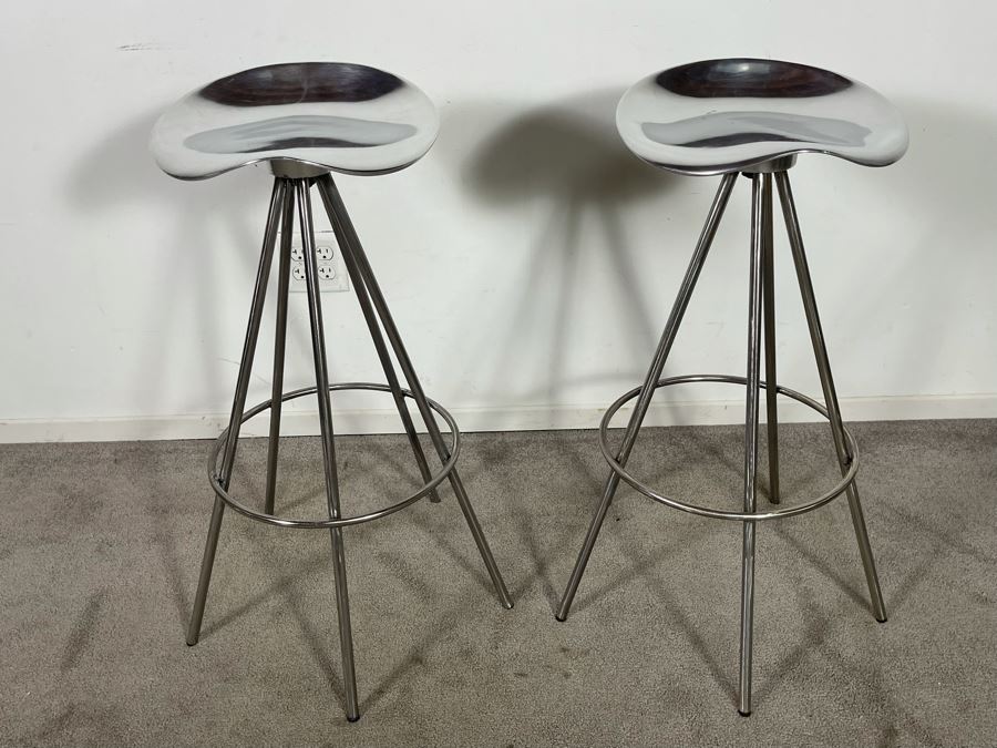 Pair Of Jamaica Stools Designed By Pepe Cortes For Barcelona Design BD 30H Seat [Photo 4]