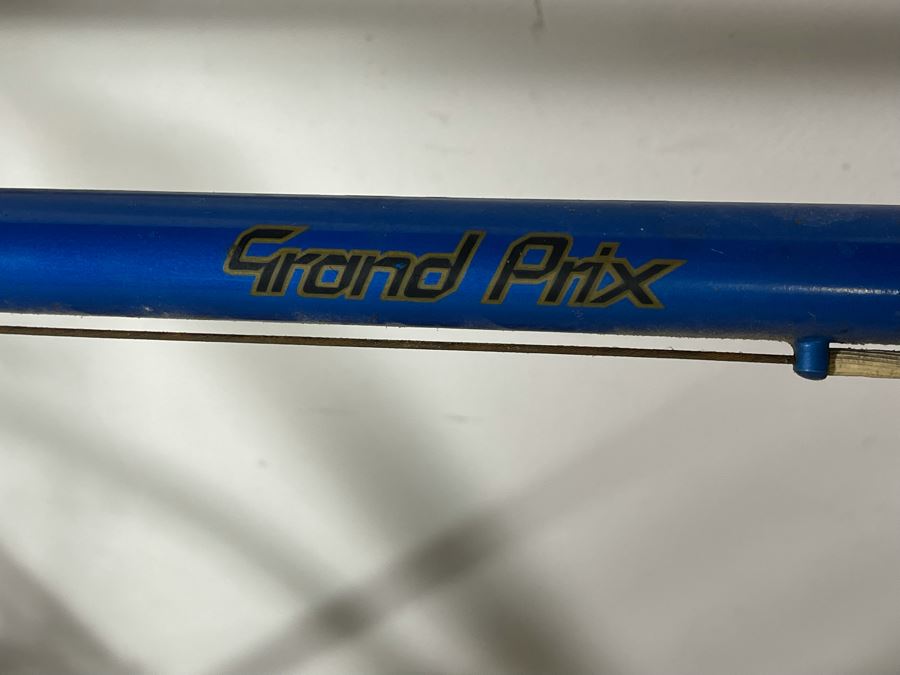 Vintage Raleigh Grand Prix Road Bike - Needs New Tires [Photo 7]