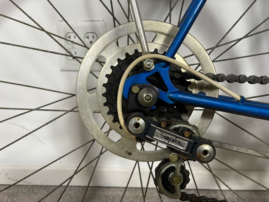 Vintage Raleigh Grand Prix Road Bike - Needs New Tires [Photo 14]