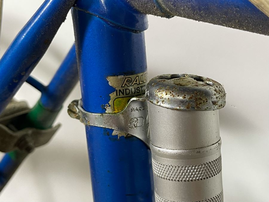 Vintage Raleigh Grand Prix Road Bike - Needs New Tires [Photo 10]