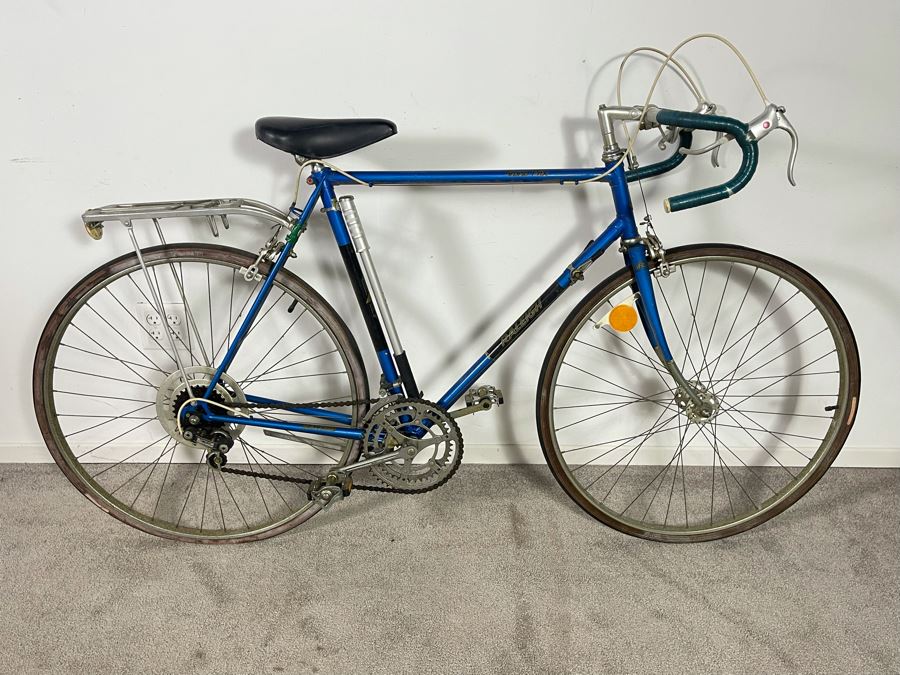 Vintage Raleigh Grand Prix Road Bike - Needs New Tires [Photo 4]