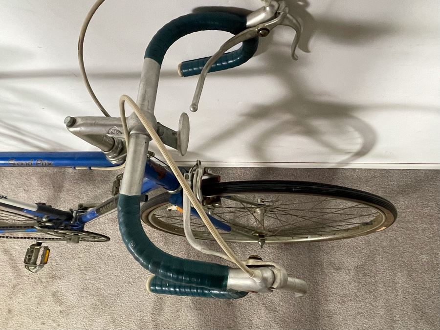 Vintage Raleigh Grand Prix Road Bike - Needs New Tires [Photo 9]