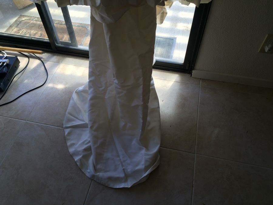 Vintage Wedding Gown [Photo 24]