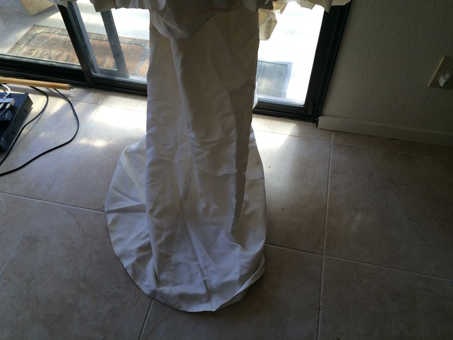 Vintage Wedding Gown [Photo 23]