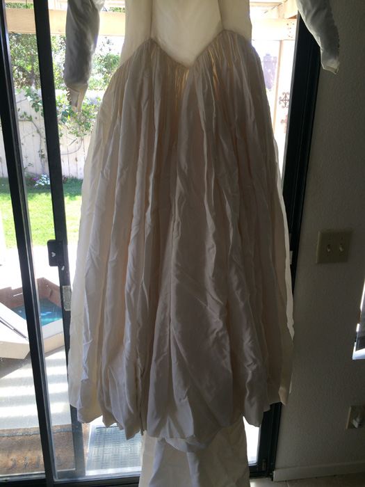 Vintage Wedding Gown [Photo 6]