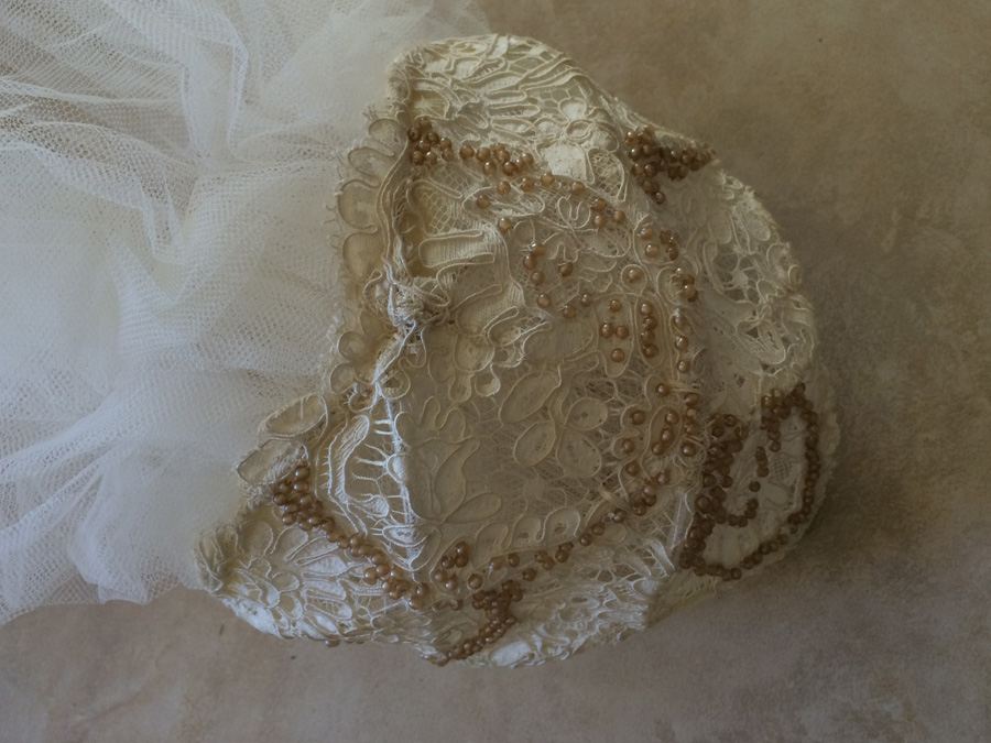 Vintage Wedding Gown [Photo 33]