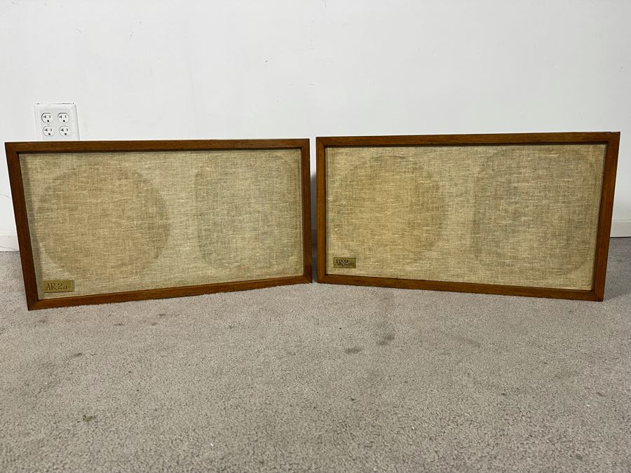 Pair Of Acoustic Research AR-2ax Acoustic Suspension Loudspeakers System With Original Warranty Card - Speaker Cabinets Are Sealed Air Tight (Foam Not Used For Cones - Video Posted) 24W X 13.5H X 11.5D [Photo 4]