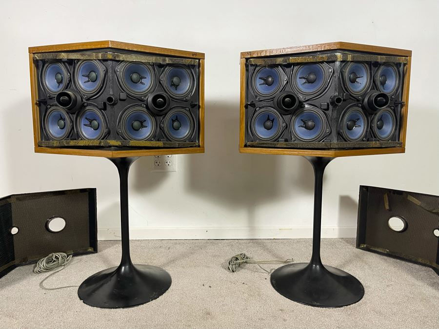 Vintage Pair Of Bose 901 Speakers With Black Tulip Bases 21W X 14D X 31H (Video Posted) [Photo 16]