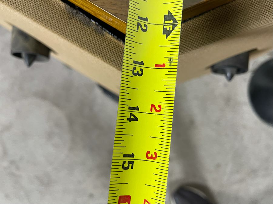 Vintage Pair Of Bose 901 Speakers With Black Tulip Bases 21W X 14D X 31H (Video Posted) [Photo 22]