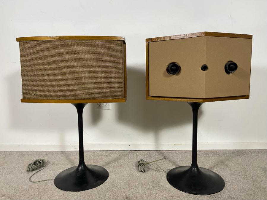 Vintage Pair Of Bose 901 Speakers With Black Tulip Bases 21W X 14D X 31H (Video Posted) [Photo 12]