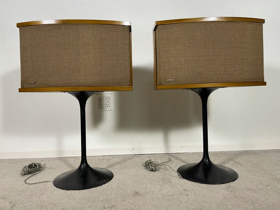 Vintage Pair Of Bose 901 Speakers With Black Tulip Bases 21W X 14D X 31H (Video Posted) [Photo 11]