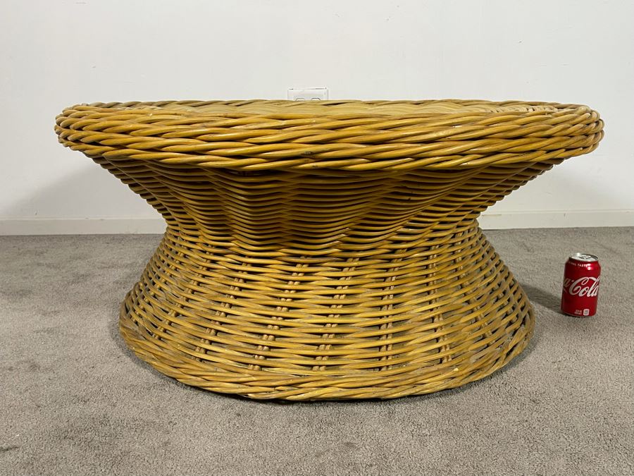 Woven Wicker Round Coffee Table 39R X 17H [Photo 4]