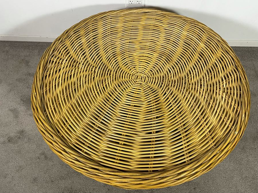 Woven Wicker Round Coffee Table 39R X 17H [Photo 6]