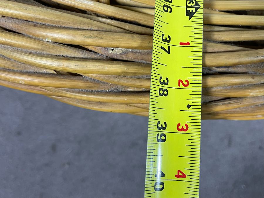 Woven Wicker Round Coffee Table 39R X 17H [Photo 9]