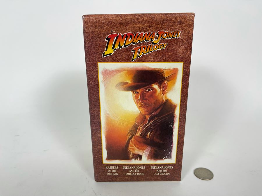Sealed Collector's Edition Box Set The Indiana Jones Trilogy VHS Tapes [Photo 5]