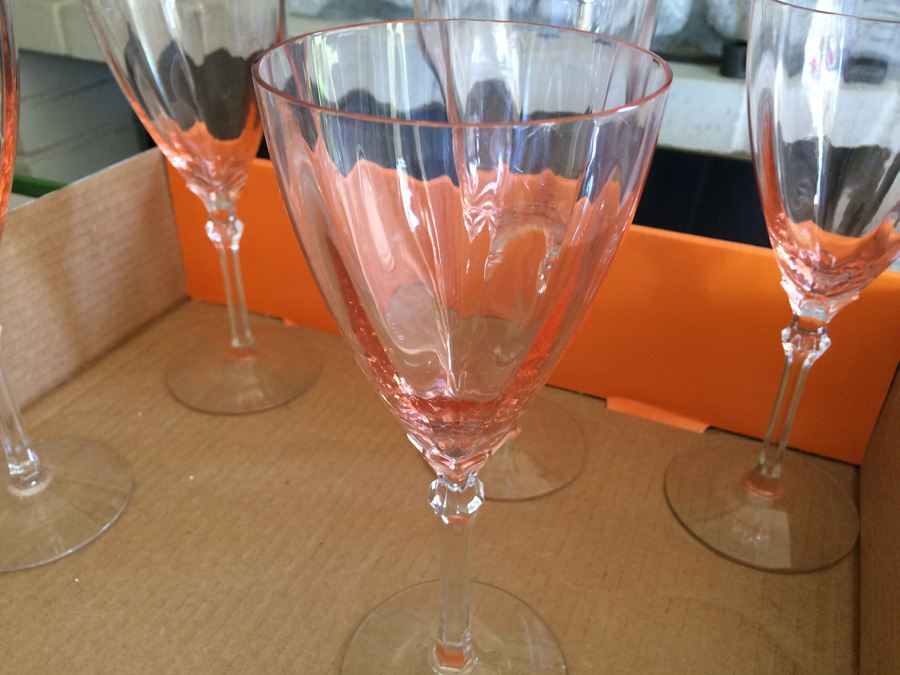 Stemware Lot - 5 Glasses [Photo 2]