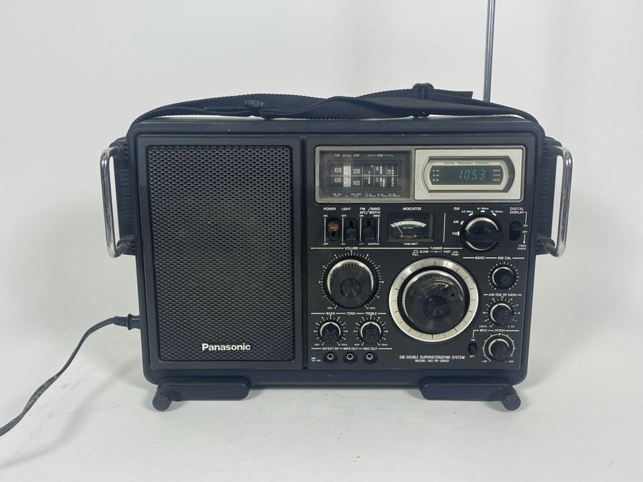 Panasonic SW Double Superheterodyne Portable Short Wave Radio System Model No RF-2900 Working [Photo 2]