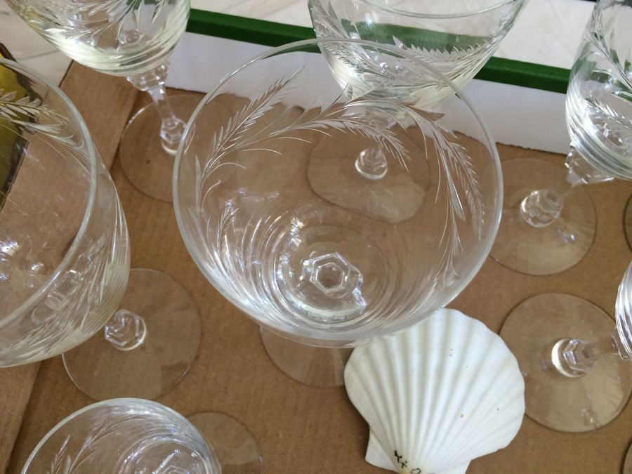 Stemware Lot [Photo 6]