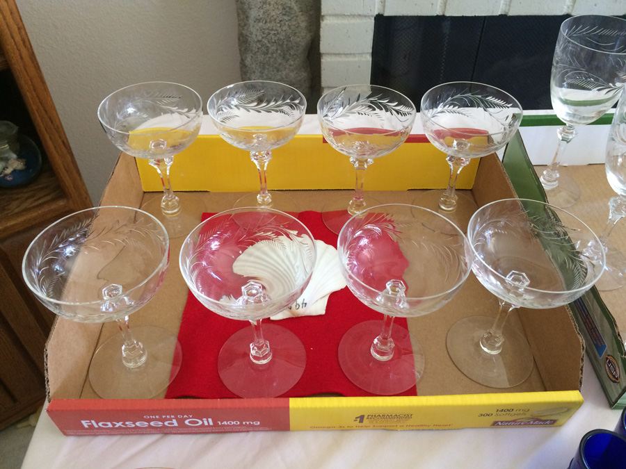 Stemware Lot [Photo 9]