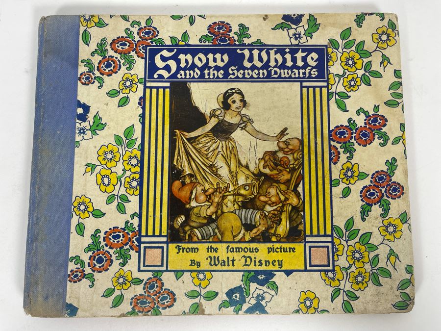 Vintage 1938 Snow White And The Seven Dwarfs Book Illustrated By Walt Disney From The Famous Picture [Photo 1]