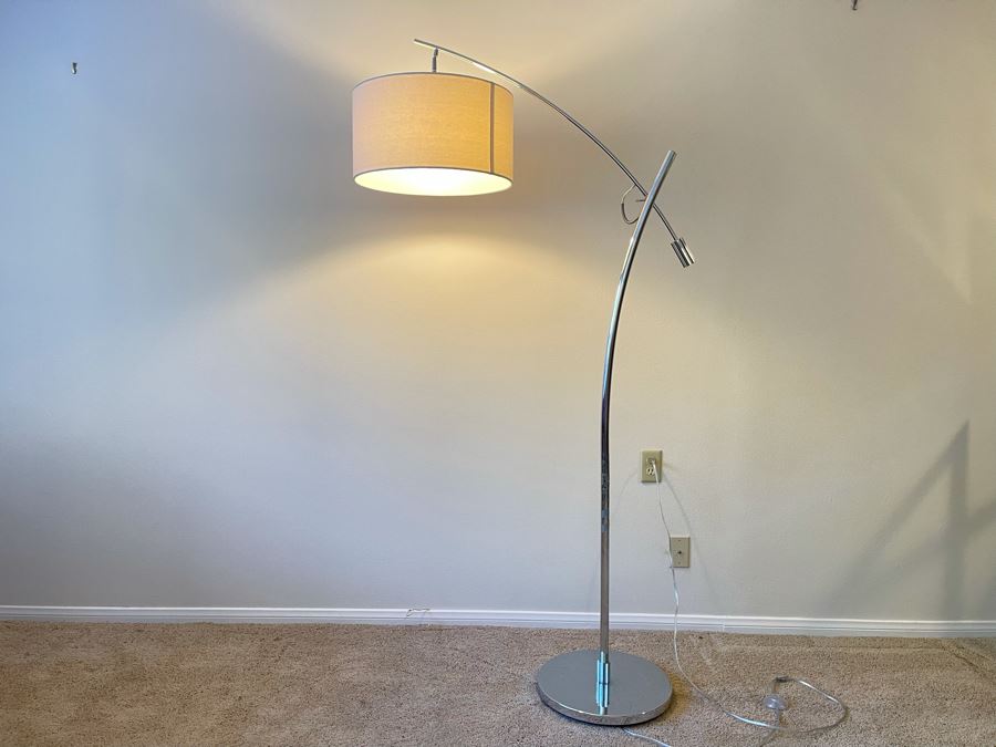 Modernist Chrome Floor Lamp Light 38W X 75H [Photo 4]