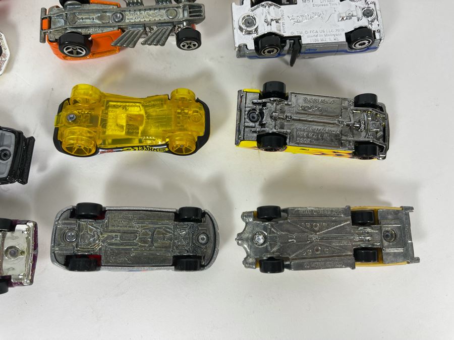Vintage Mattel Hot Wheels Cars Lot - See Photos [Photo 22]
