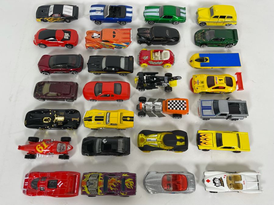 Vintage Mattel Hot Wheels Cars Lot - See Photos [Photo 2]